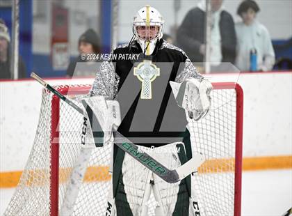 Thumbnail 3 in Bishop Hendricken (RI) @ Notre Dame, WH photogallery.