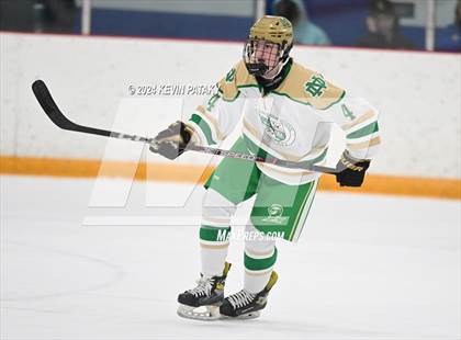 Thumbnail 1 in Bishop Hendricken (RI) @ Notre Dame, WH photogallery.