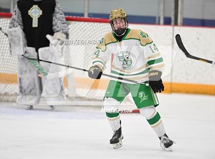 Thumbnail 2 in Bishop Hendricken (RI) @ Notre Dame, WH photogallery.