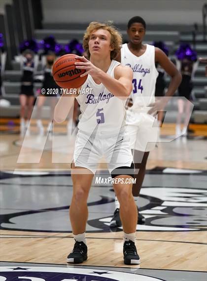 Thumbnail 3 in 21st Century Charter @ Brownsburg (Sneakers for Santa shootout) photogallery.