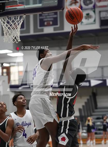 Thumbnail 3 in 21st Century Charter @ Brownsburg (Sneakers for Santa shootout) photogallery.