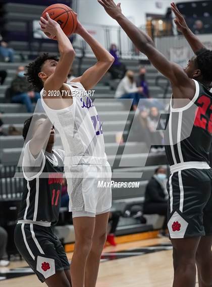 Thumbnail 2 in 21st Century Charter @ Brownsburg (Sneakers for Santa shootout) photogallery.