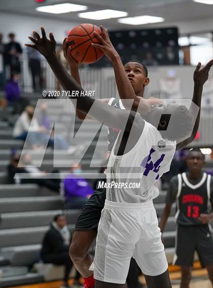 Thumbnail 3 in 21st Century Charter @ Brownsburg (Sneakers for Santa shootout) photogallery.