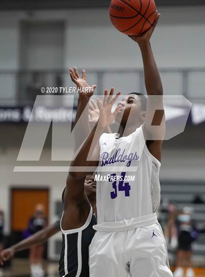Thumbnail 2 in 21st Century Charter @ Brownsburg (Sneakers for Santa shootout) photogallery.