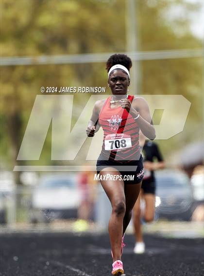 Thumbnail 3 in Lewis James Invitational (400 Meter Final) photogallery.
