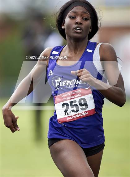 Thumbnail 1 in Lewis James Invitational (400 Meter Final) photogallery.