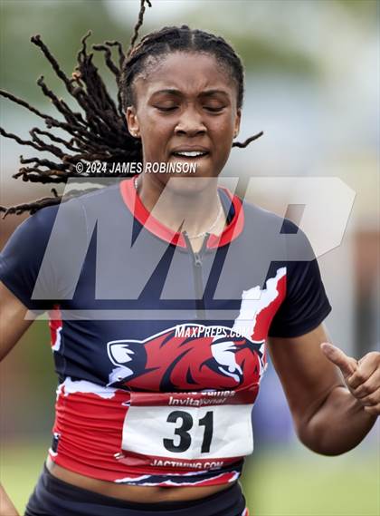 Thumbnail 2 in Lewis James Invitational (400 Meter Final) photogallery.
