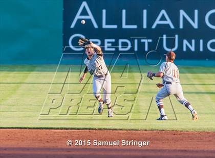Thumbnail 2 in Saint Francis vs. Los Gatos (CIF CCS Open Division Final) photogallery.