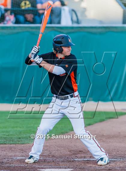 Thumbnail 1 in Saint Francis vs. Los Gatos (CIF CCS Open Division Final) photogallery.