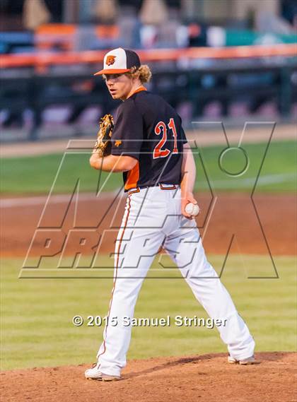 Thumbnail 1 in Saint Francis vs. Los Gatos (CIF CCS Open Division Final) photogallery.