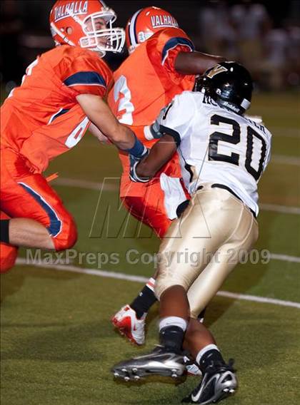Thumbnail 1 in Westview vs Valhalla (SDS Kickoff Classic) photogallery.