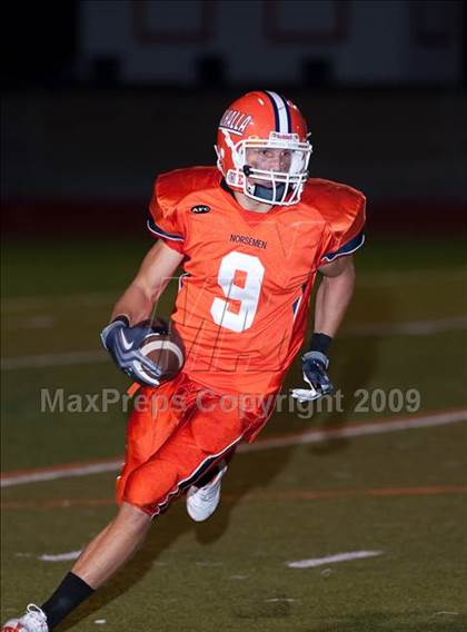 Thumbnail 2 in Westview vs Valhalla (SDS Kickoff Classic) photogallery.