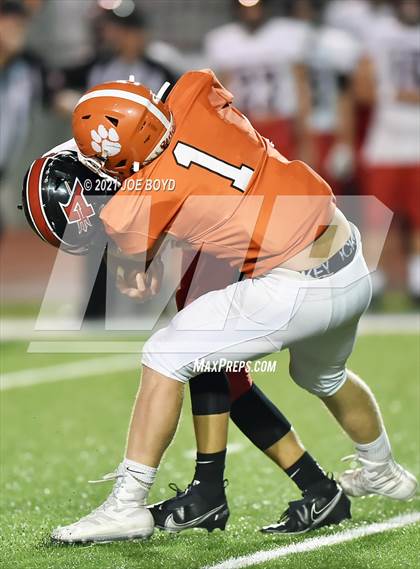 Thumbnail 2 in Albertville @ Grissom photogallery.