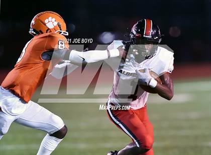 Thumbnail 2 in Albertville @ Grissom photogallery.
