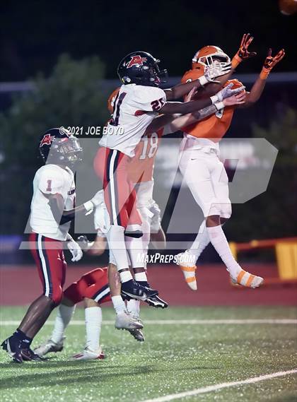 Thumbnail 3 in Albertville @ Grissom photogallery.