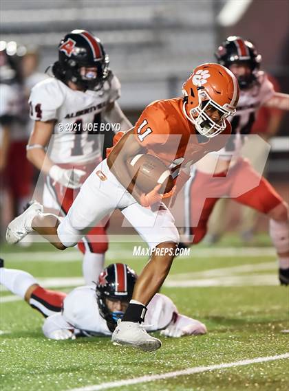 Thumbnail 3 in Albertville @ Grissom photogallery.
