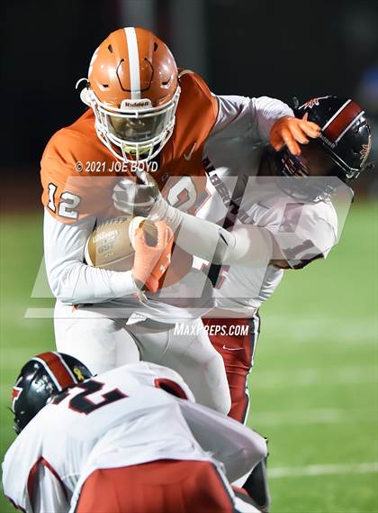 Thumbnail 3 in Albertville @ Grissom photogallery.