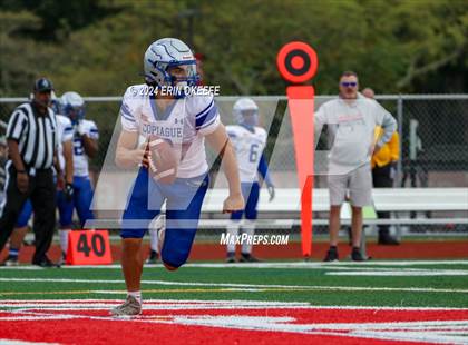 Thumbnail 3 in Copiague @ Smithtown East photogallery.