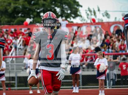 Thumbnail 3 in Copiague @ Smithtown East photogallery.