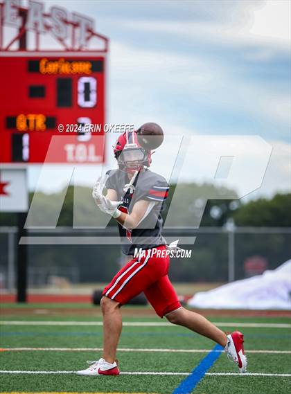 Thumbnail 3 in Copiague @ Smithtown East photogallery.