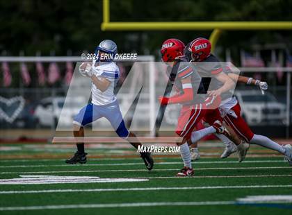 Thumbnail 3 in Copiague @ Smithtown East photogallery.