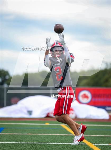 Thumbnail 2 in Copiague @ Smithtown East photogallery.
