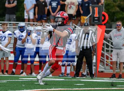 Thumbnail 3 in Copiague @ Smithtown East photogallery.