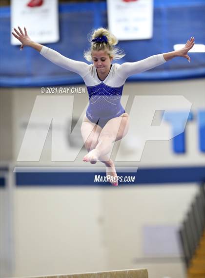 Thumbnail 2 in CHSAA 5A Individual Championships photogallery.