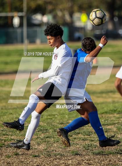 Thumbnail 1 in Sierra Vista @ Azusa photogallery.