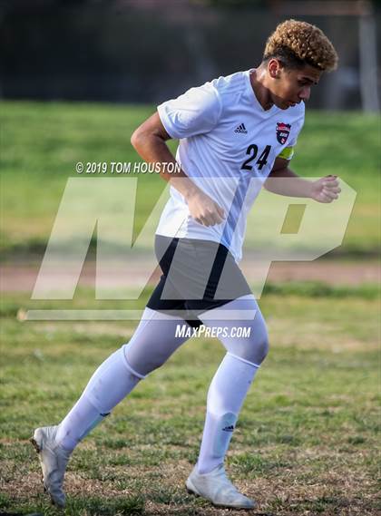 Thumbnail 2 in Sierra Vista @ Azusa photogallery.