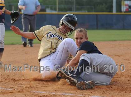 Thumbnail 3 in South Johnston vs D.H. Conely (NCHSAA 3A Playoffs) photogallery.