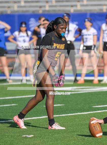 Thumbnail 3 in Canyon View vs Mountain Pointe (AIA 5A Division Final) photogallery.