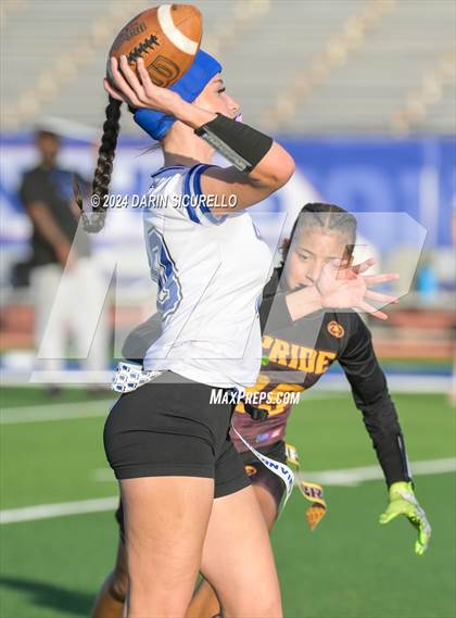 Thumbnail 3 in Canyon View vs Mountain Pointe (AIA 5A Division Final) photogallery.