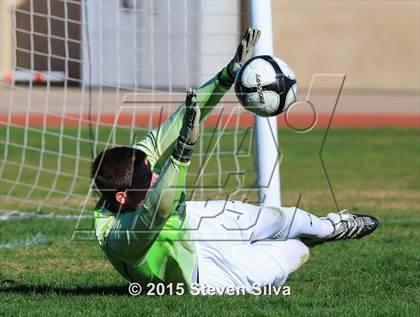 Thumbnail 3 in La Jolla Country Day @ Maranatha Christian photogallery.