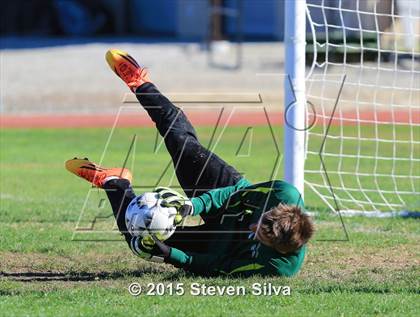 Thumbnail 3 in La Jolla Country Day @ Maranatha Christian photogallery.