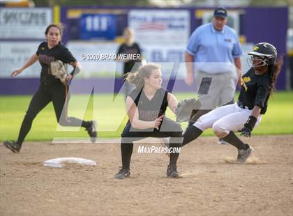 Thumbnail 1 in St. James @ Thibodaux (Scrimmage) photogallery.
