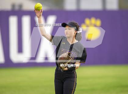 Thumbnail 1 in St. James @ Thibodaux (Scrimmage) photogallery.