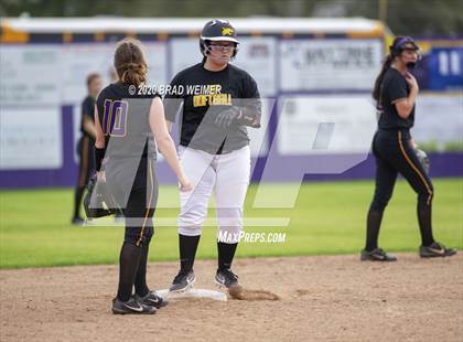 Thumbnail 3 in St. James @ Thibodaux (Scrimmage) photogallery.