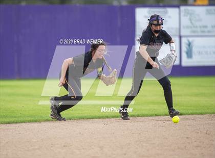 Thumbnail 3 in St. James @ Thibodaux (Scrimmage) photogallery.