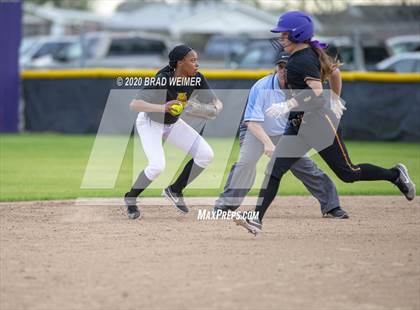 Thumbnail 3 in St. James @ Thibodaux (Scrimmage) photogallery.