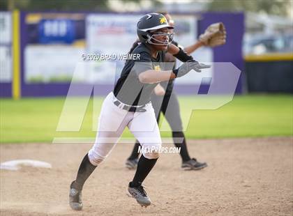 Thumbnail 2 in St. James @ Thibodaux (Scrimmage) photogallery.