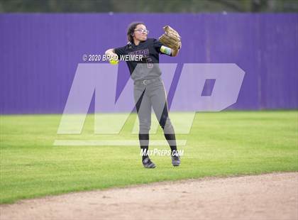 Thumbnail 1 in St. James @ Thibodaux (Scrimmage) photogallery.