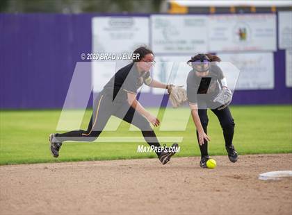Thumbnail 1 in St. James @ Thibodaux (Scrimmage) photogallery.