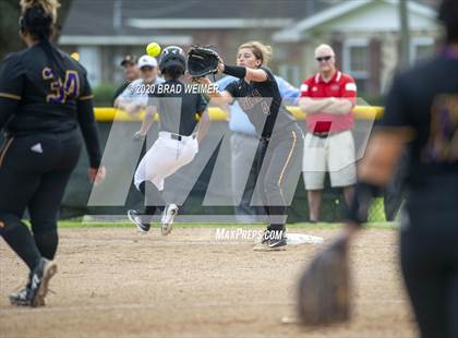 Thumbnail 3 in St. James @ Thibodaux (Scrimmage) photogallery.