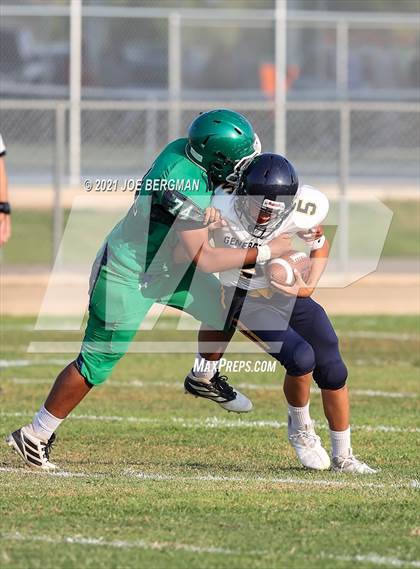 Thumbnail 3 in Shafter @ Highland photogallery.