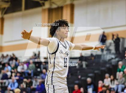 Thumbnail 3 in St. Mary's vs Old Rochester Regional (MIAA Division 3 Semifinal) photogallery.