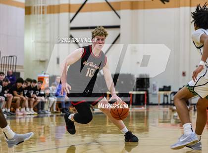 Thumbnail 3 in St. Mary's vs Old Rochester Regional (MIAA Division 3 Semifinal) photogallery.