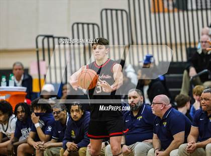 Thumbnail 3 in St. Mary's vs Old Rochester Regional (MIAA Division 3 Semifinal) photogallery.