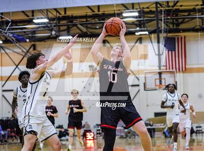 Thumbnail 2 in St. Mary's vs Old Rochester Regional (MIAA Division 3 Semifinal) photogallery.