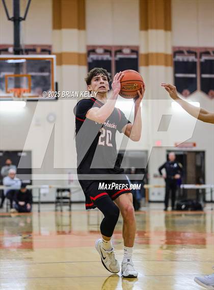 Thumbnail 3 in St. Mary's vs Old Rochester Regional (MIAA Division 3 Semifinal) photogallery.